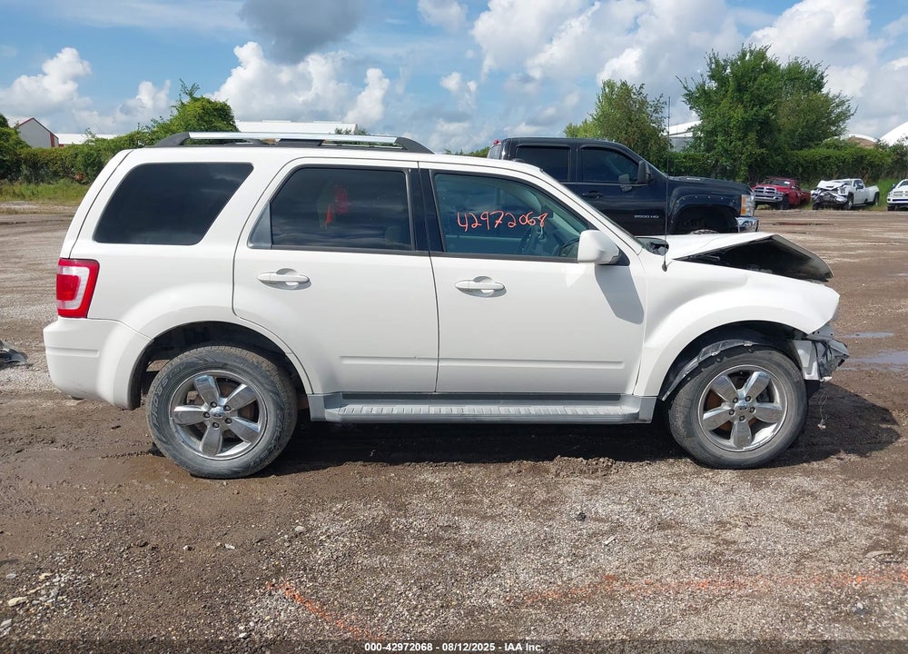 2011 FORD ESCAPE VIN: 1FMCU0E7XBKB53155