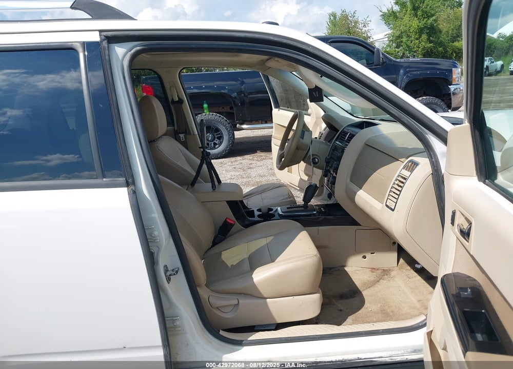 2011 FORD ESCAPE VIN: 1FMCU0E7XBKB53155