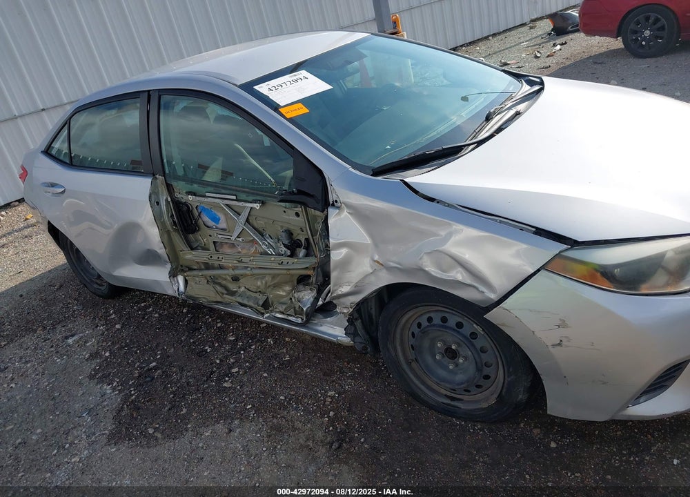 2015 TOYOTA COROLLA VIN: 5YFBURHE8FP295493