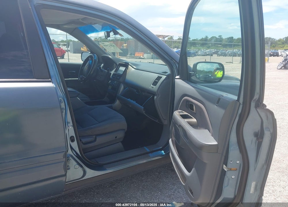 2006 HONDA PILOT EX VIN: 5FNYF28426B031782