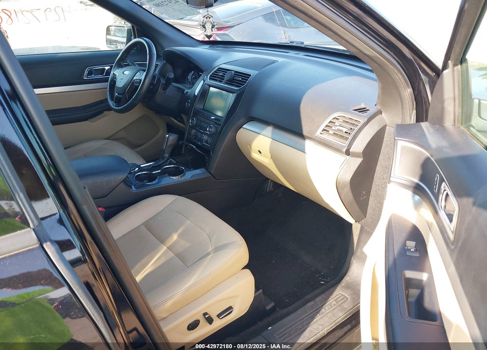 2016 FORD EXPLORER VIN: 1FM5K8D88GGB68917