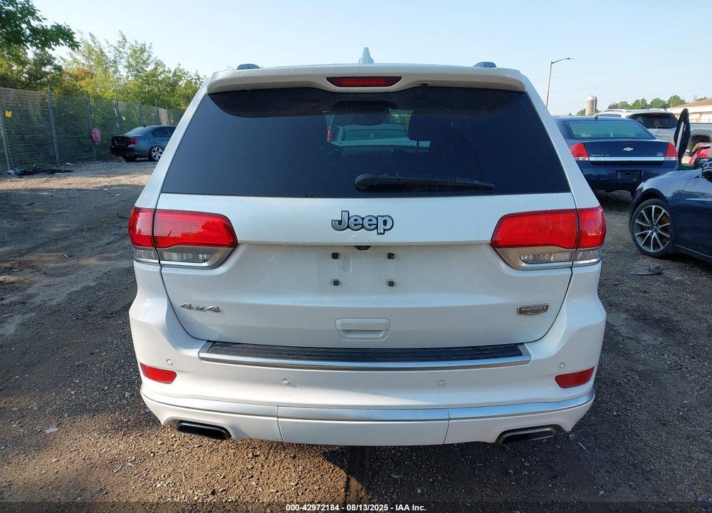 2018 JEEP GRAND CHEROKEE VIN: 1C4RJFJG2JC260323