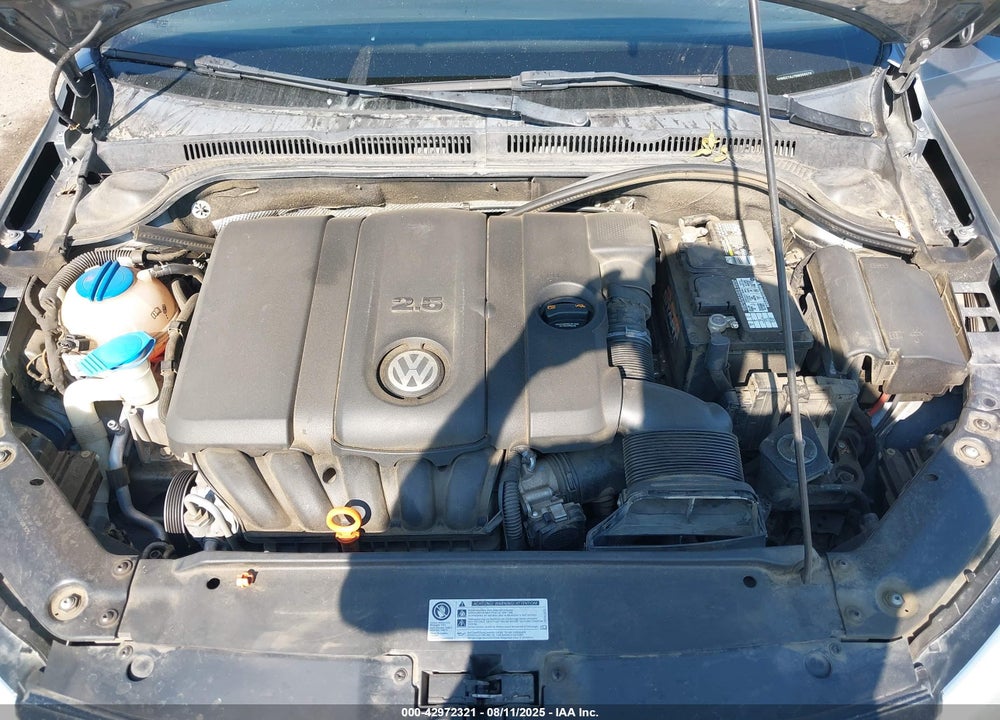 2011 VOLKSWAGEN JETTA VIN: 3VWDZ7AJ7BM356370