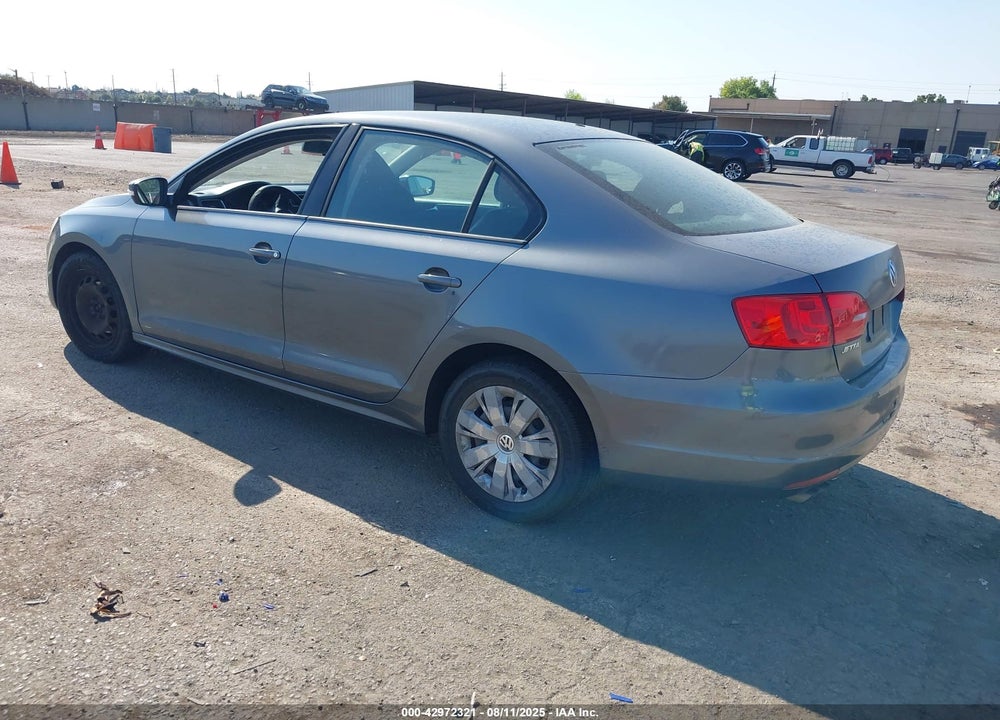 2011 VOLKSWAGEN JETTA VIN: 3VWDZ7AJ7BM356370