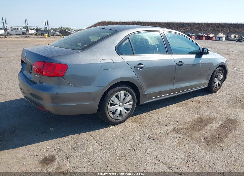 2011 VOLKSWAGEN JETTA VIN: 3VWDZ7AJ7BM356370
