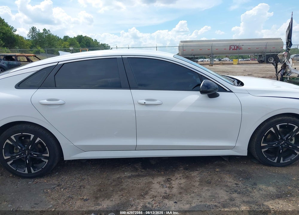 2022 KIA K5 VIN: 5XXG64J26NG154111