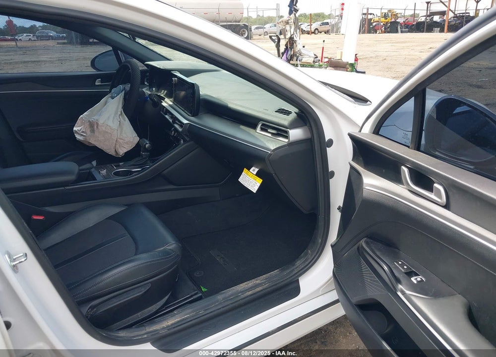 2022 KIA K5 VIN: 5XXG64J26NG154111