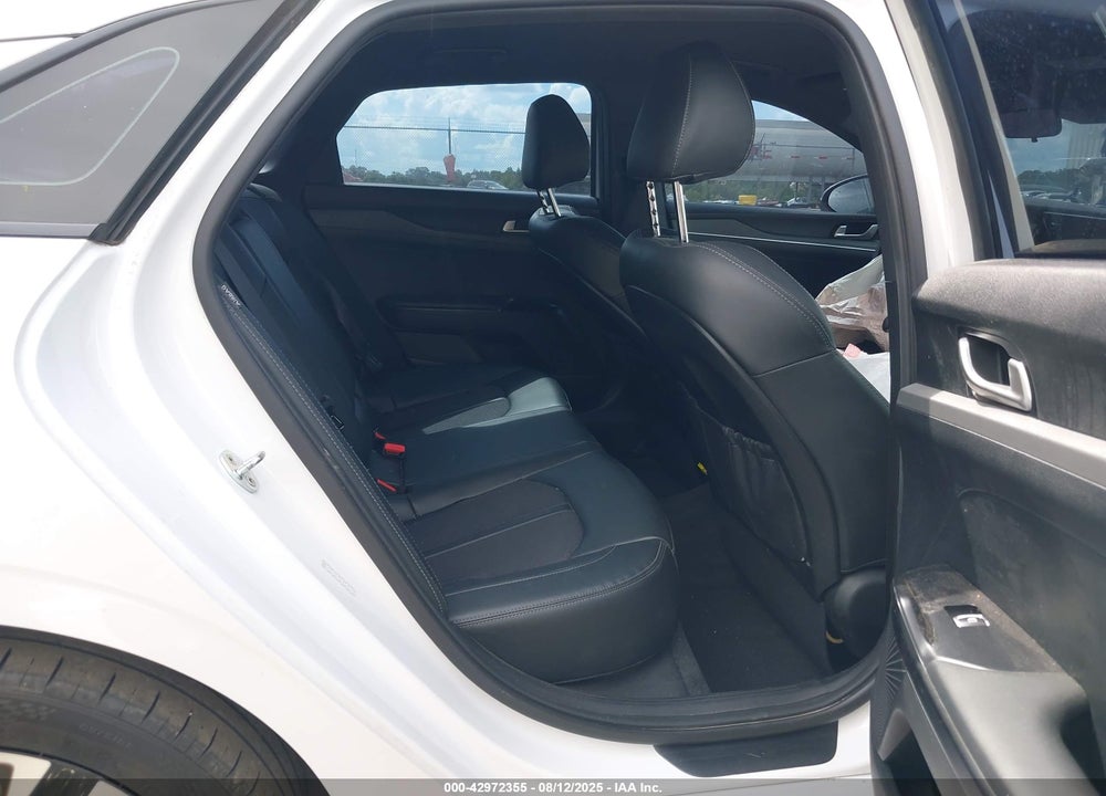 2022 KIA K5 VIN: 5XXG64J26NG154111