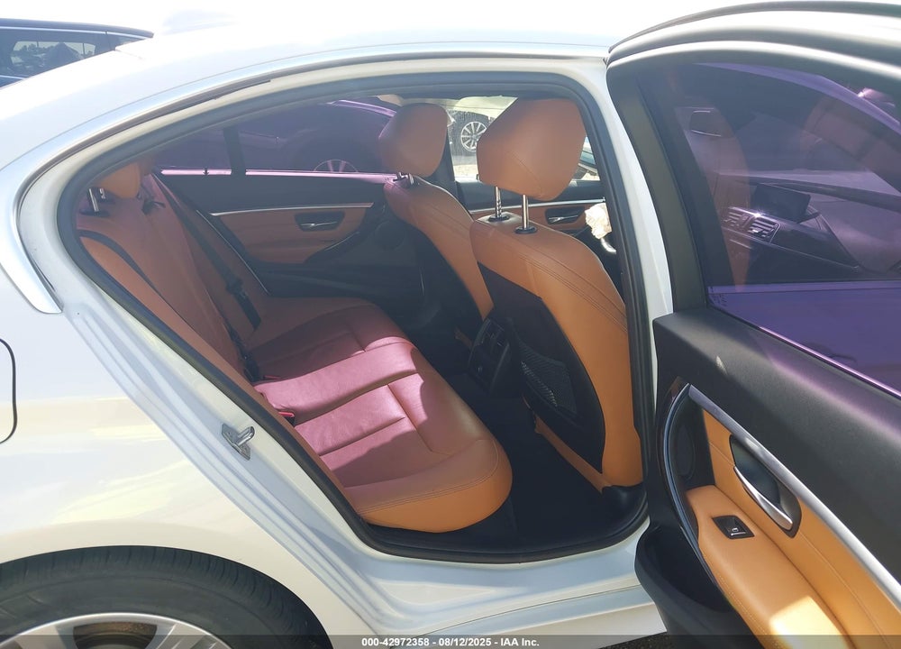 2018 BMW 3 SERIES VIN: WBA8B9G53JNU99252