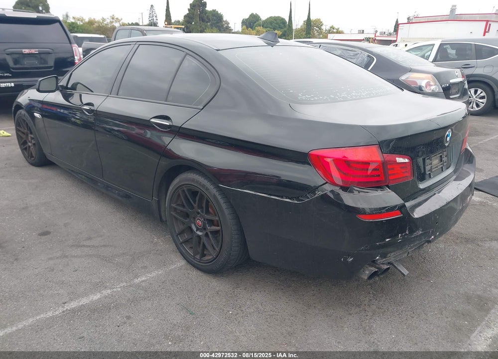 2013 BMW 5 SERIES VIN: WBAXH5C57DD111720
