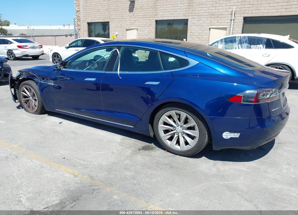 2017 TESLA MODEL S VIN: 5YJSA1E2XHF230521