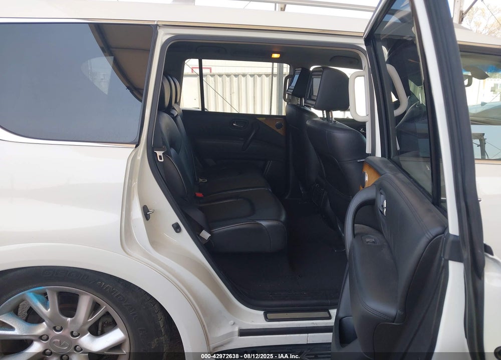 2014 INFINITI QX80 VIN: JN8AZ2ND4E9751210