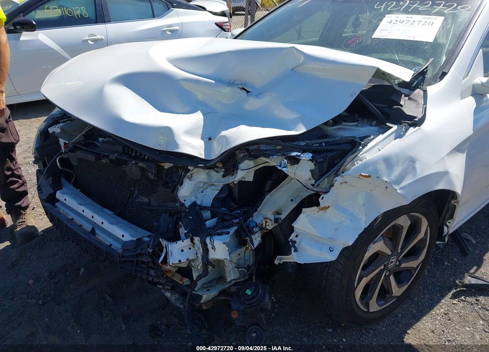 2017 HONDA ACCORD EX-L V6 VIN: 1HGCR3F01HA019661
