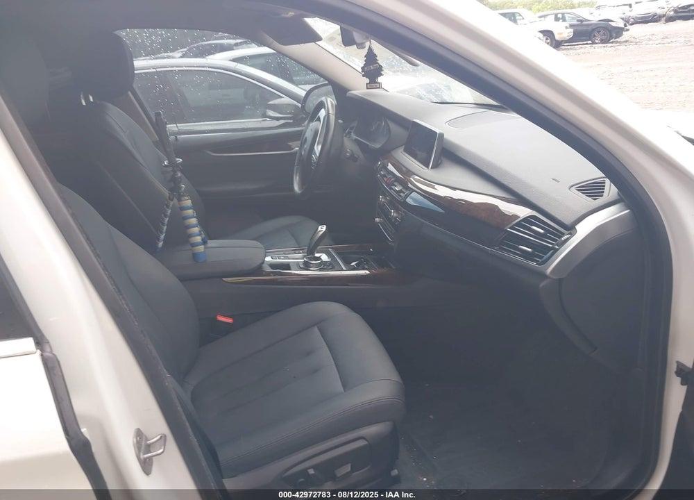 2015 BMW X5 VIN: 5UXKR0C53F0K53794