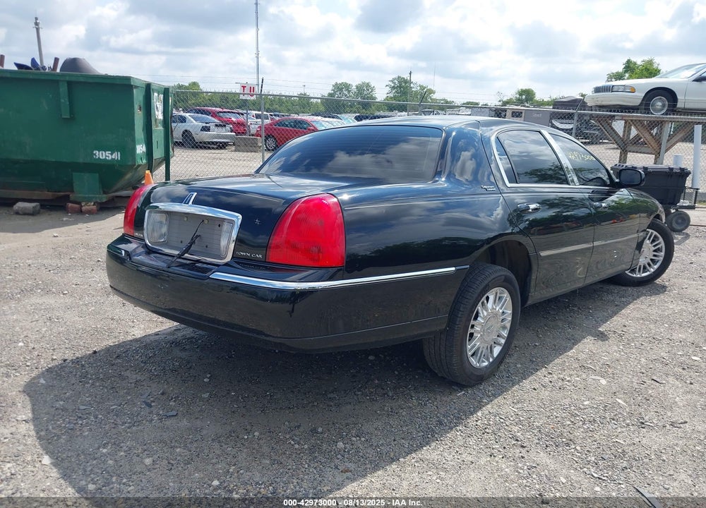 2010 LINCOLN TOWN CAR VIN: 2LNBL8CV6AX750197