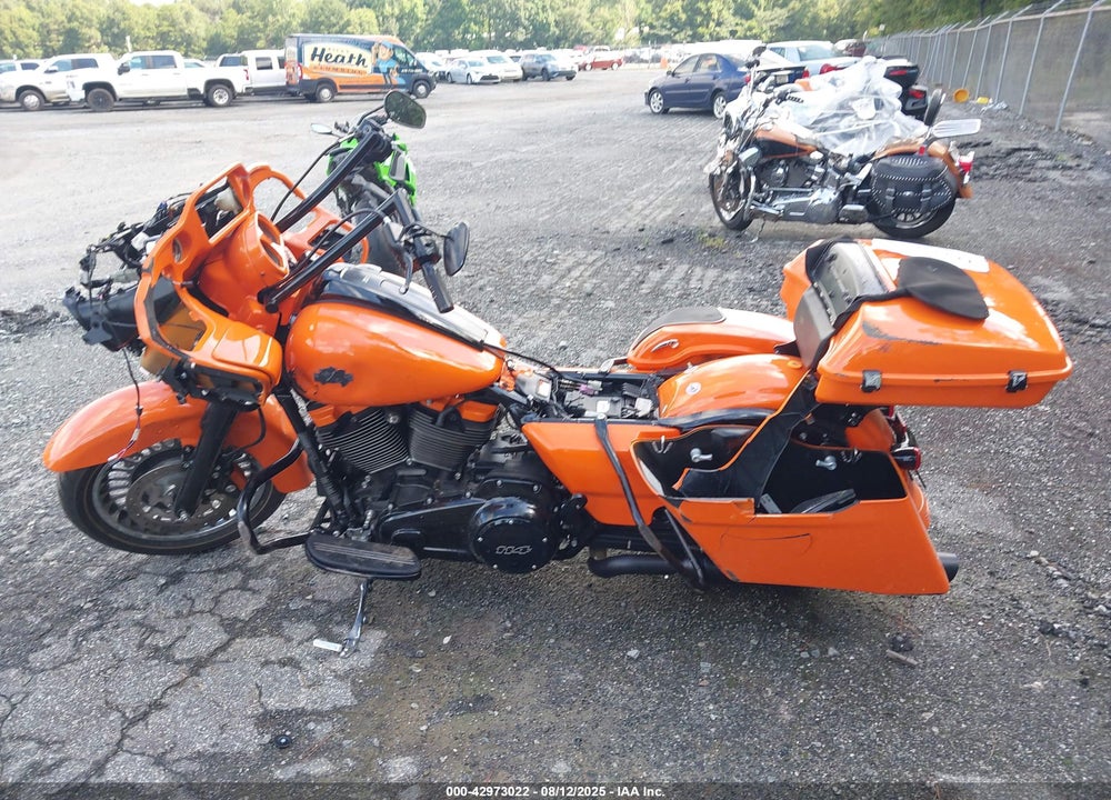 2023 HARLEY-DAVIDSON FLTRXS VIN: 1HD1KTP15PB616806