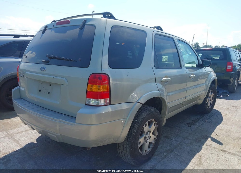 2005 FORD ESCAPE LIMITED VIN: 1FMYU04105KA82832