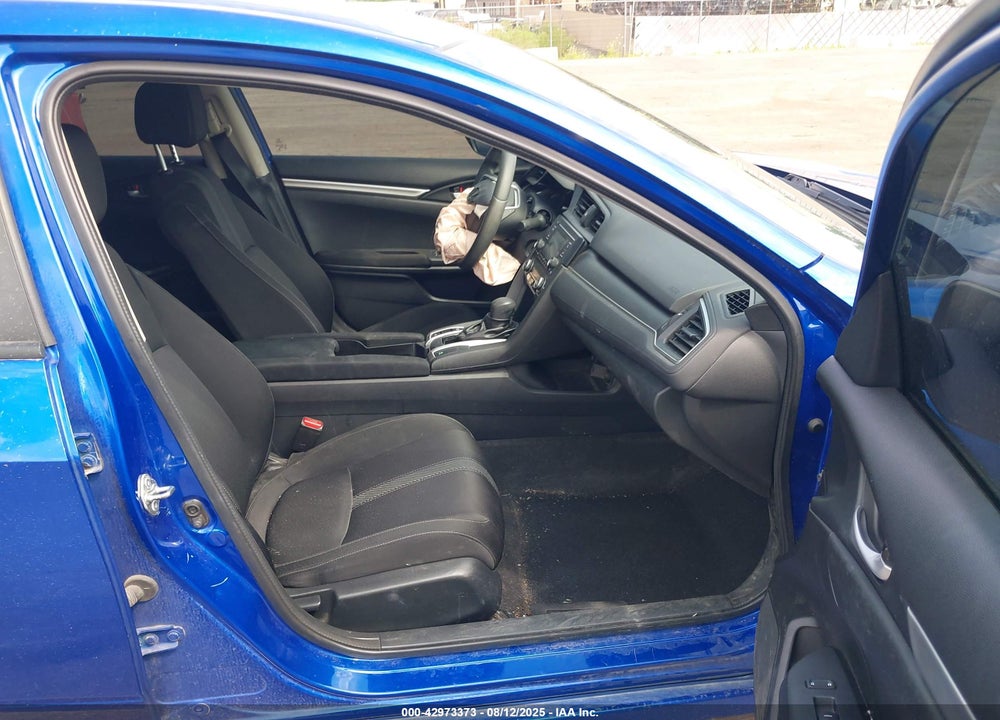 2016 HONDA CIVIC VIN: 2HGFC2F51GH566661
