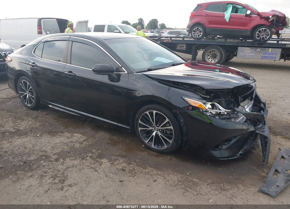 2018 TOYOTA CAMRY SE VIN: 4T1B11HK7JU577504