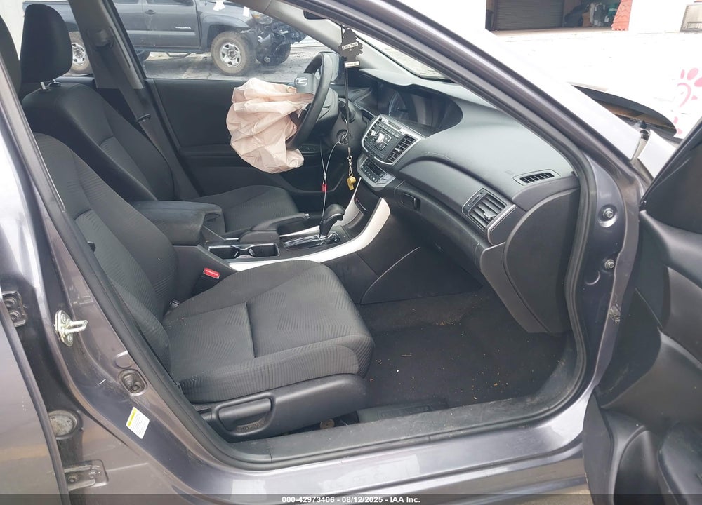 2015 HONDA ACCORD LX VIN: 1HGCR2F35FA158970