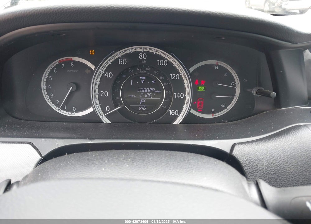 2015 HONDA ACCORD LX VIN: 1HGCR2F35FA158970