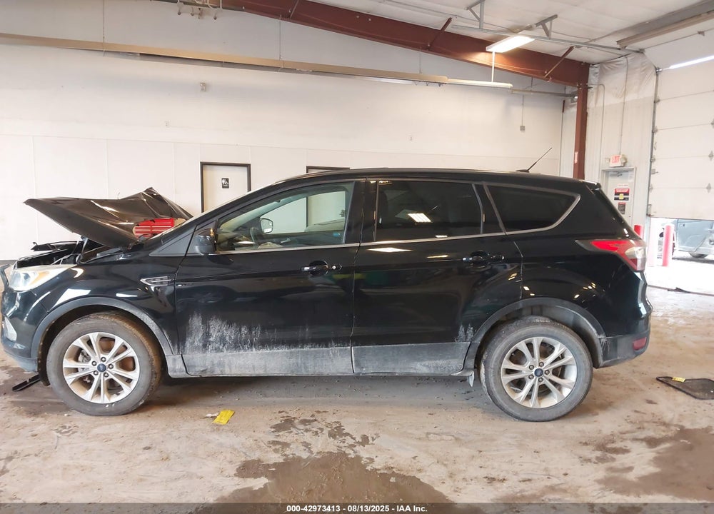 2017 FORD ESCAPE VIN: 1FMCU9GD9HUB42085
