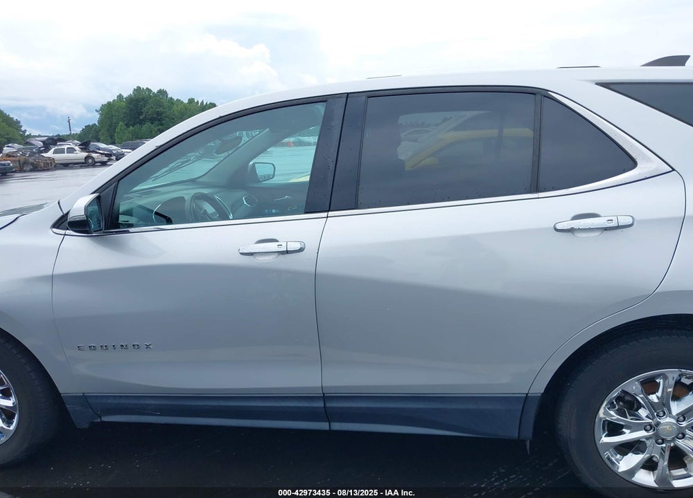 2018 CHEVROLET EQUINOX LT VIN: 2GNAXJEV2J6188661