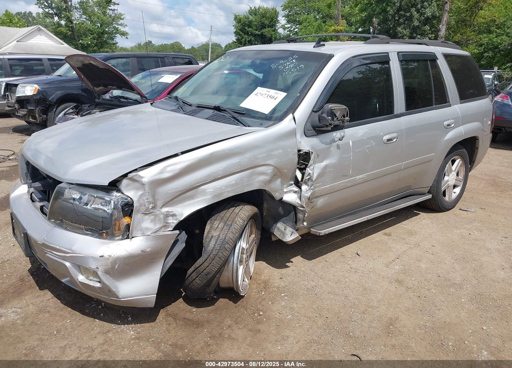 2008 CHEVROLET TRAILBLAZER LT VIN: 1GNDT13S982198984