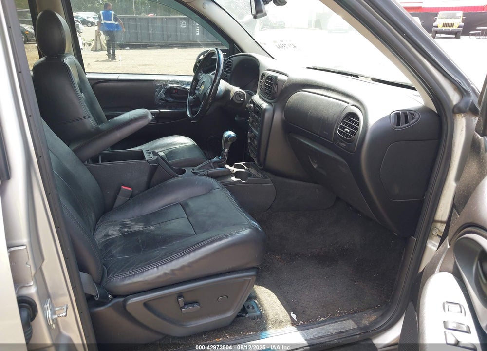 2008 CHEVROLET TRAILBLAZER LT VIN: 1GNDT13S982198984