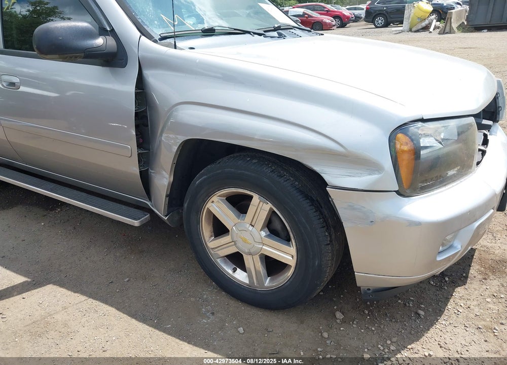2008 CHEVROLET TRAILBLAZER LT VIN: 1GNDT13S982198984