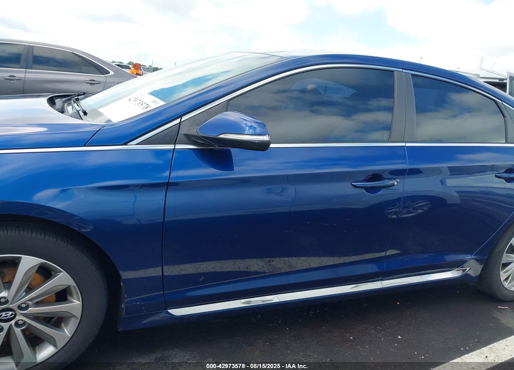2017 HYUNDAI SONATA VIN: 5NPE34AF2HH494626