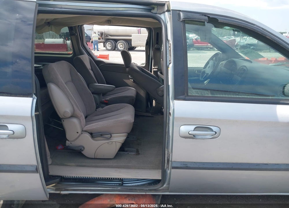 2003 DODGE CARAVAN SPORT VIN: 1D4GP45323B156265