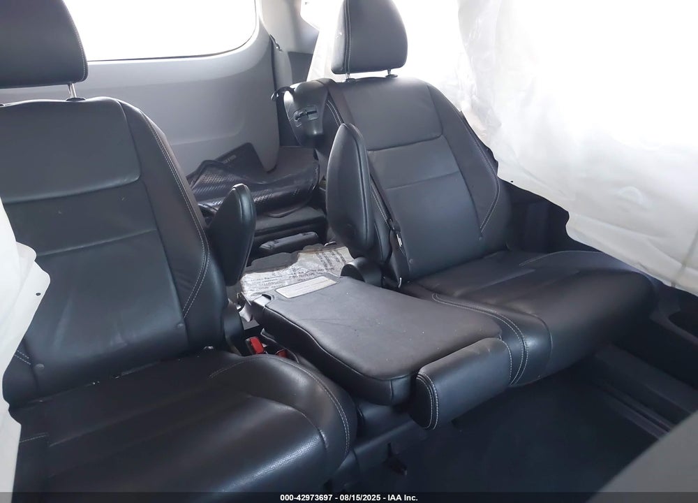 2015 TOYOTA SIENNA SE 8 PASSENGER VIN: 5TDXK3DC4FS603294