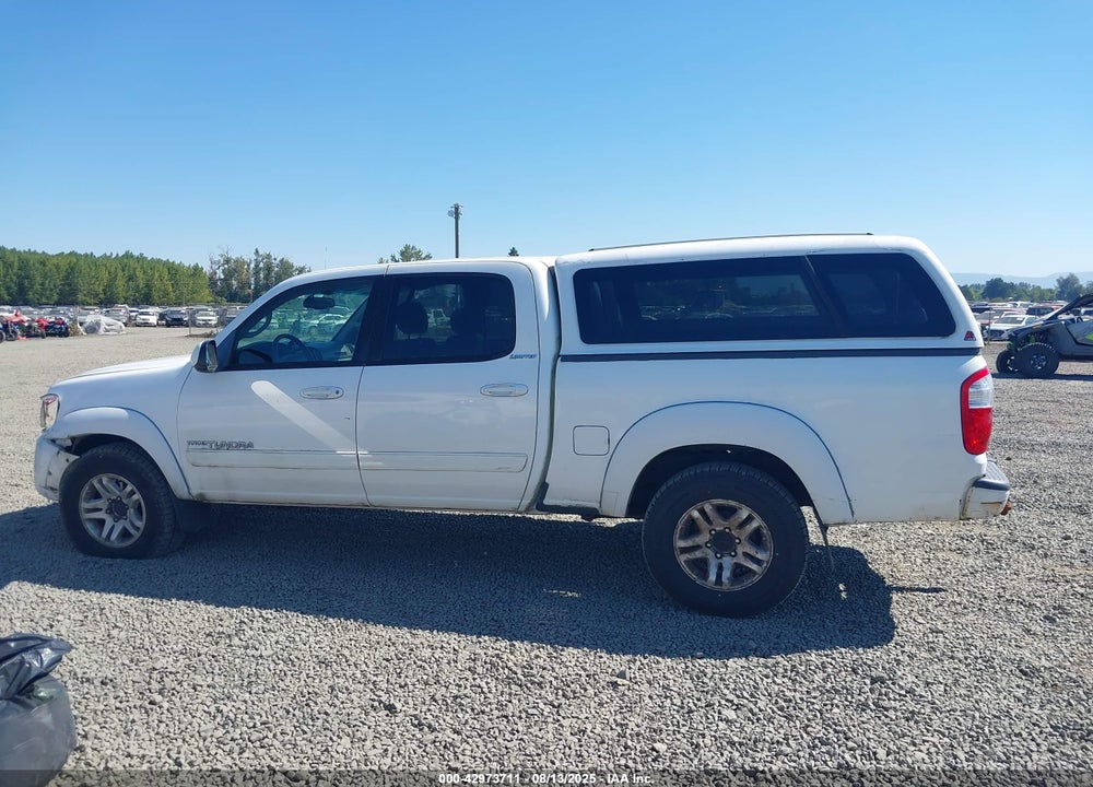 2005 TOYOTA TUNDRA LIMITED V8 VIN: 5TBDT48135S492873