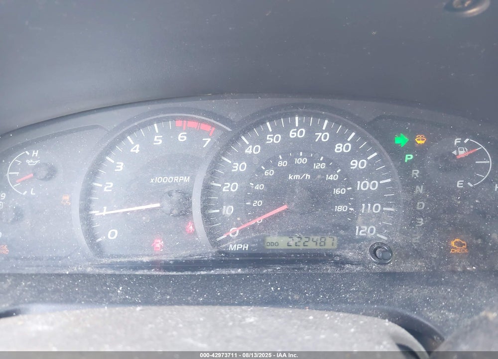 2005 TOYOTA TUNDRA LIMITED V8 VIN: 5TBDT48135S492873
