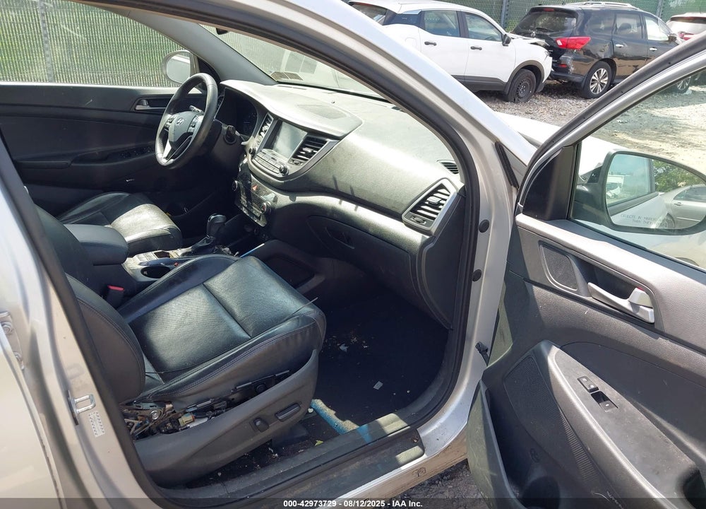 2018 HYUNDAI TUCSON SEL PLUS VIN: KM8J33A49JU689573