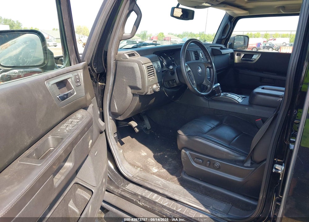 2009 HUMMER H2 VIN: 5GRGN73269H100087