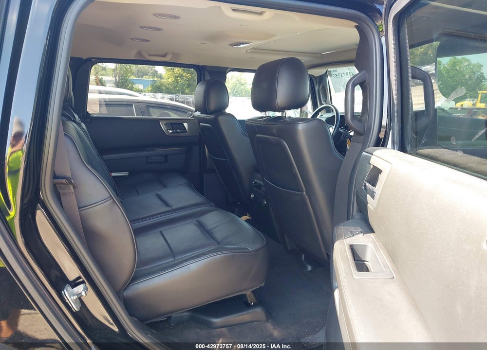 2009 HUMMER H2 VIN: 5GRGN73269H100087