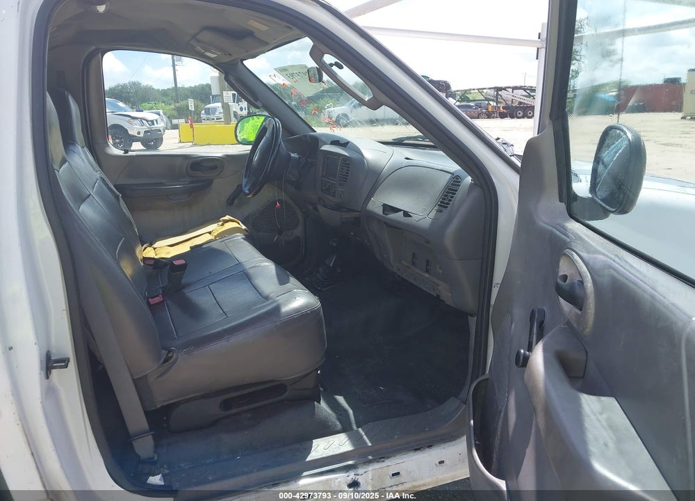 2004 FORD F-150 HERITAGE XL/XLT VIN: 2FTRF18294CA22448