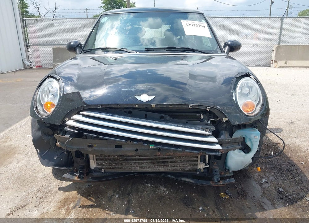 2013 MINI HARDTOP VIN: WMWSU3C56DT691963