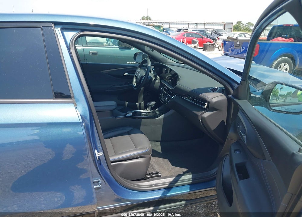 2024 BUICK ENVISTA VIN: KL47LBE21RB219735
