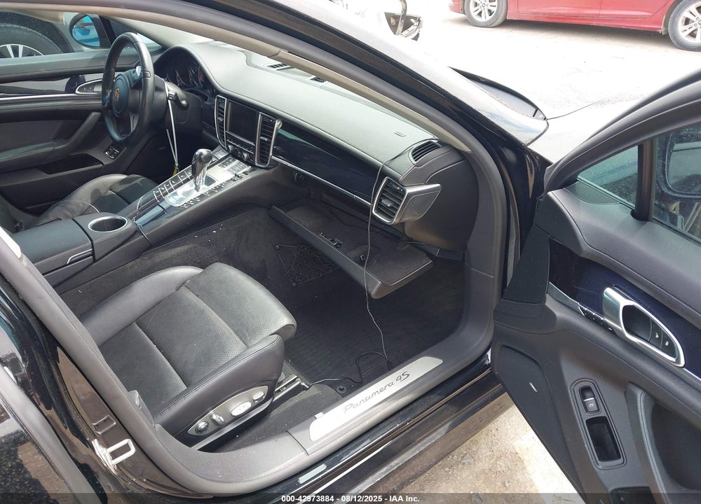 2013 PORSCHE PANAMERA VIN: WP0AB2A78DL060652