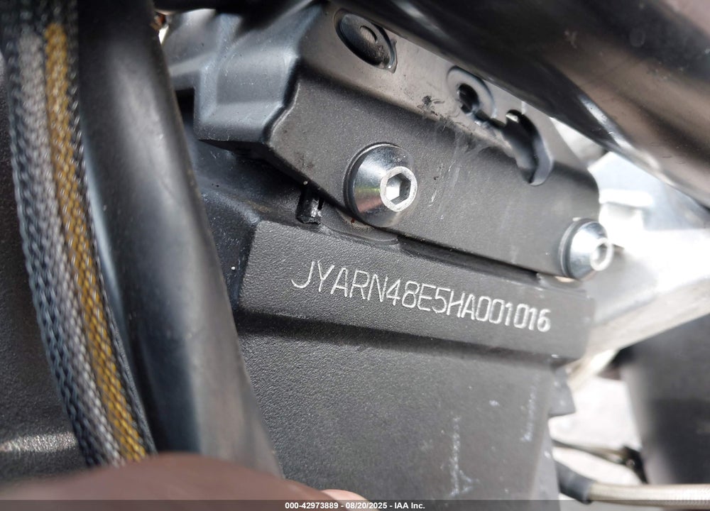 2017 YAMAHA FZ10 VIN: JYARN48E5HA001016