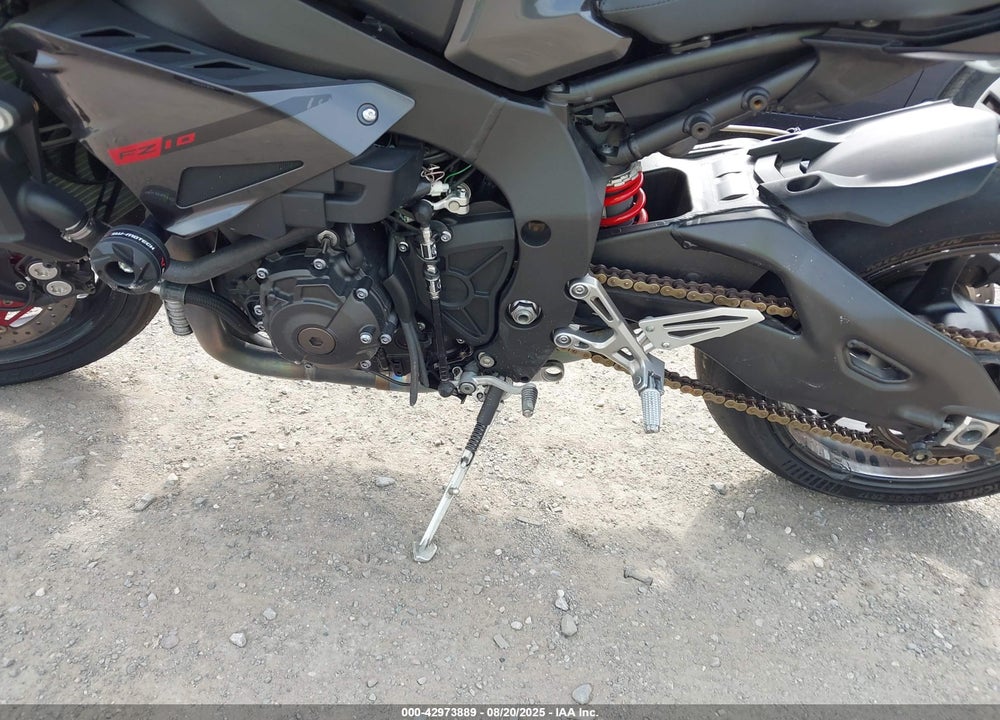 2017 YAMAHA FZ10 VIN: JYARN48E5HA001016