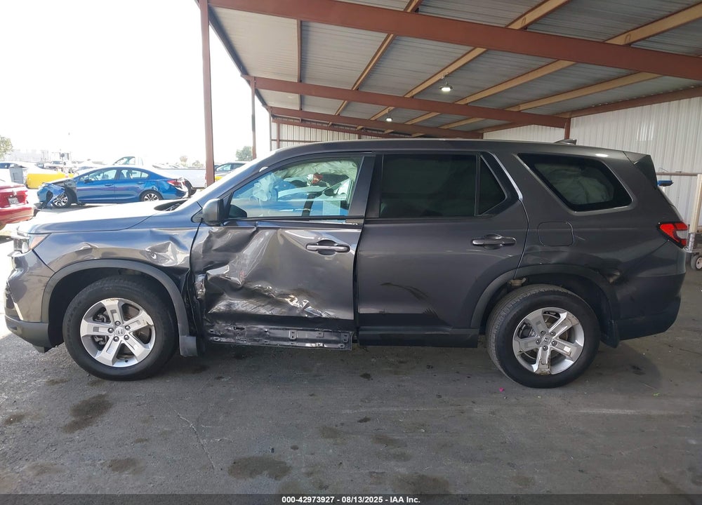 2023 HONDA PILOT VIN: 5FNYG1H2XPB022562