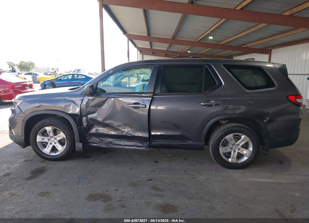 2023 HONDA PILOT VIN: 5FNYG1H2XPB022562