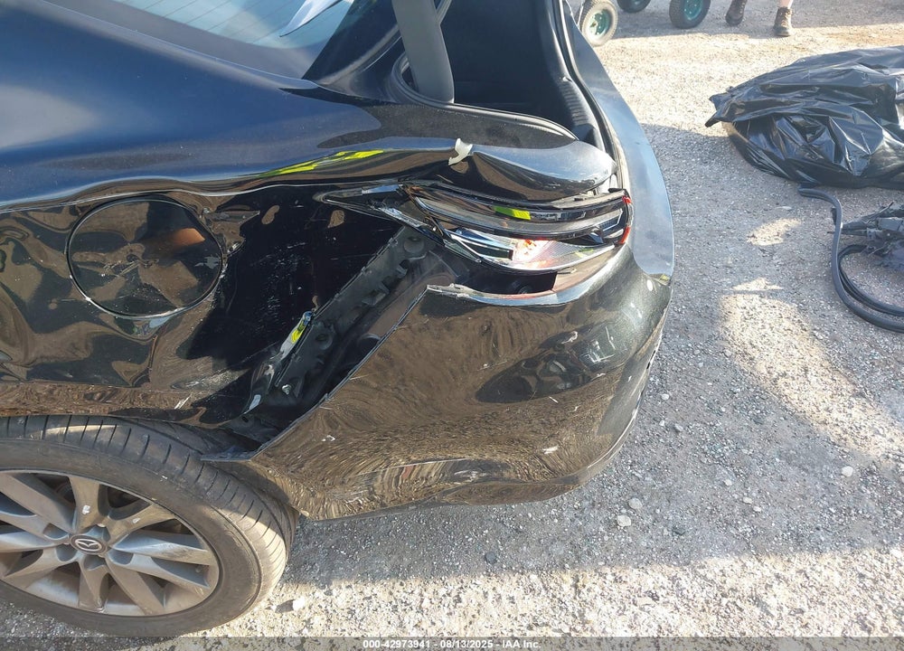 2018 MAZDA 6 SPORT VIN: JM1GL1UM6J1308911