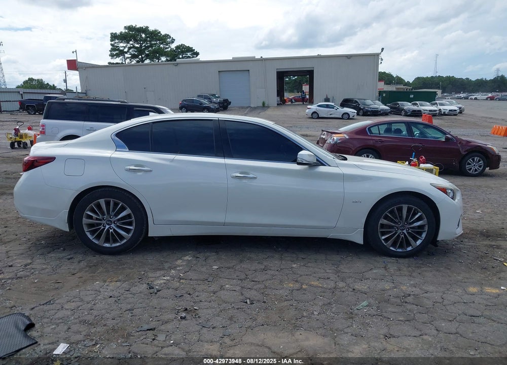 2018 INFINITI Q50 VIN: JN1CV7AP7JM240033
