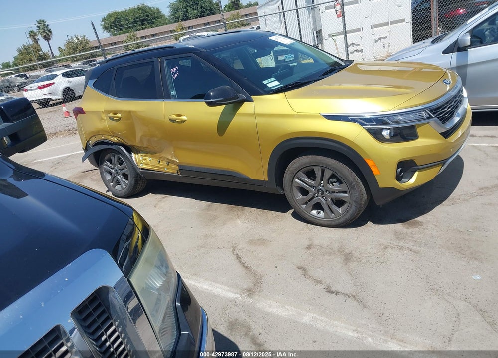 2021 KIA SELTOS VIN: KNDEU2AA3M7183842