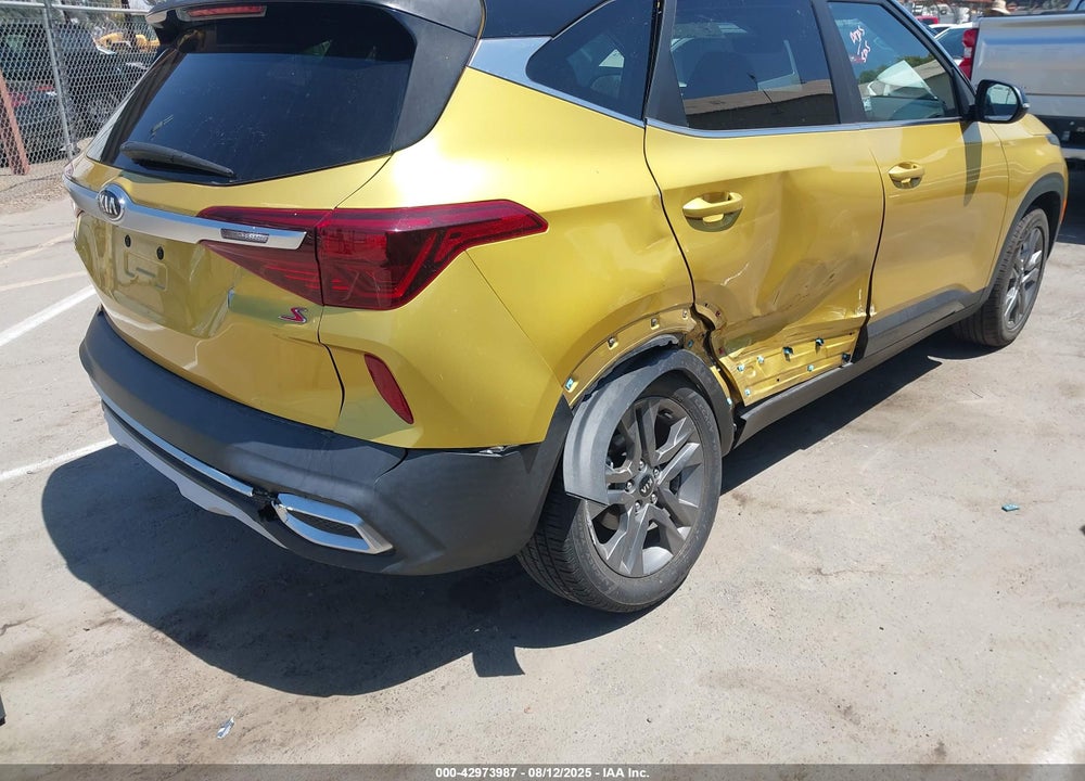 2021 KIA SELTOS VIN: KNDEU2AA3M7183842